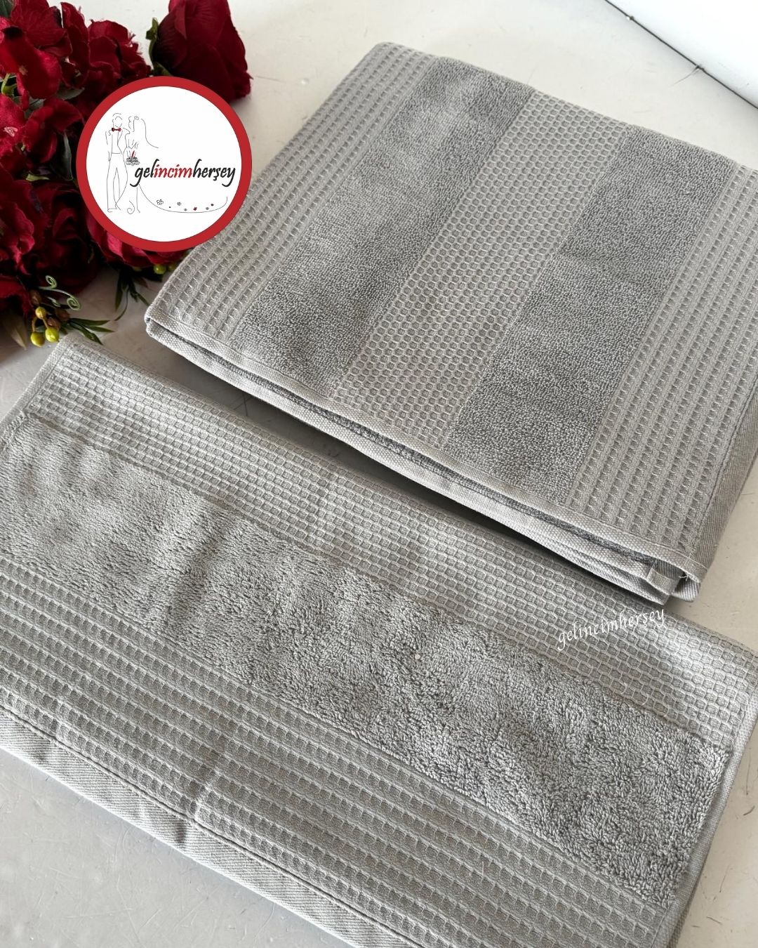 GelincimherşeyFrancesDesenli2'liBanyoHavluSetiGri1