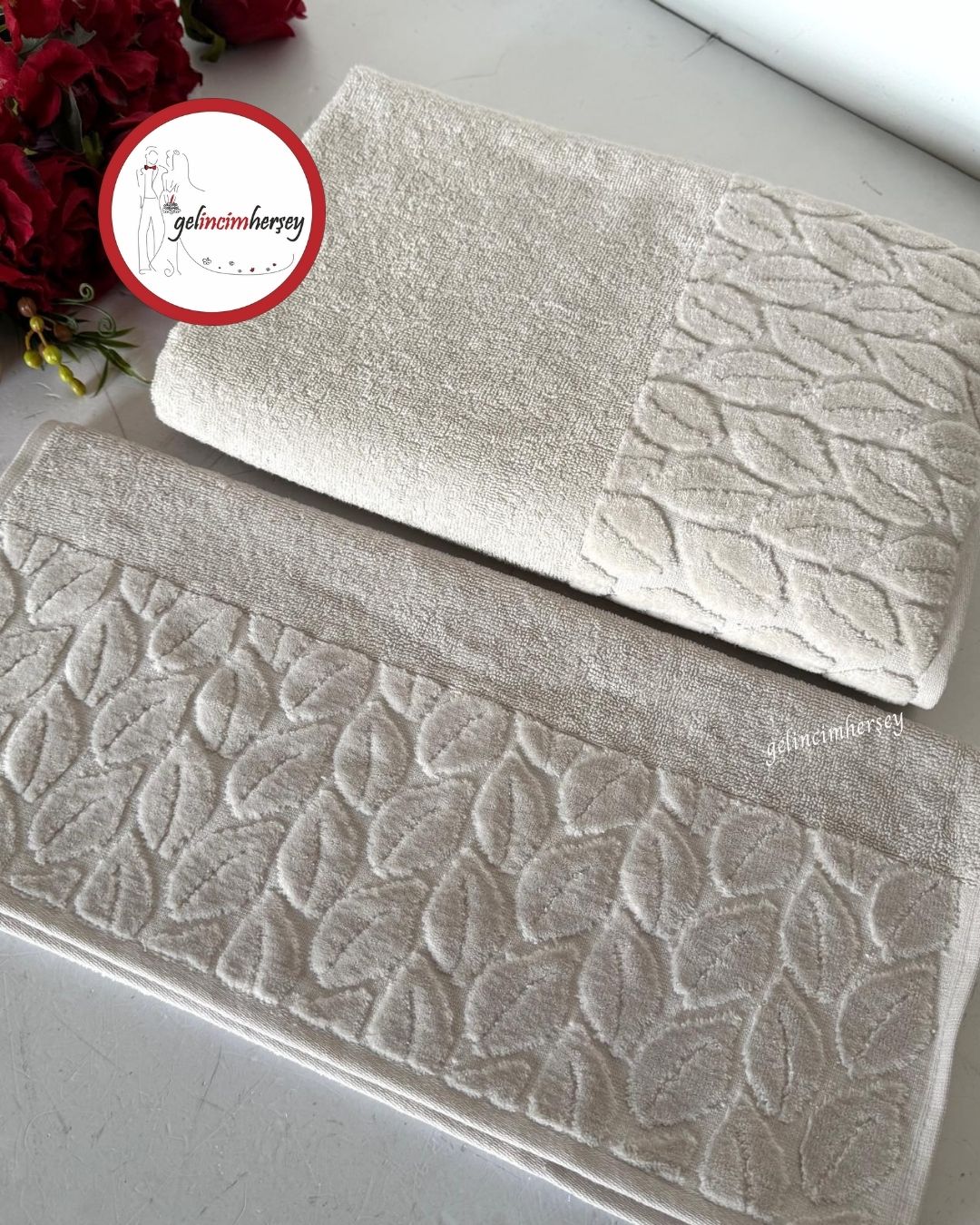 GelincimherşeyKısmiKadifeDesenli2'liBanyoHavluSetiBej2