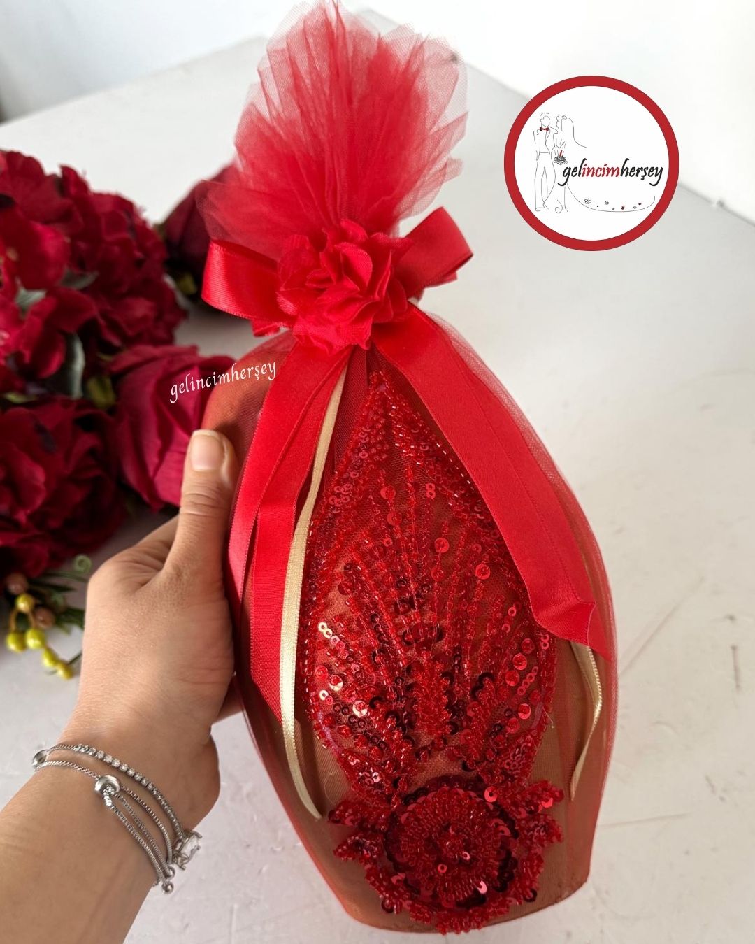 GelincimherşeyVipDantelliKınaTestisiKırmızı1