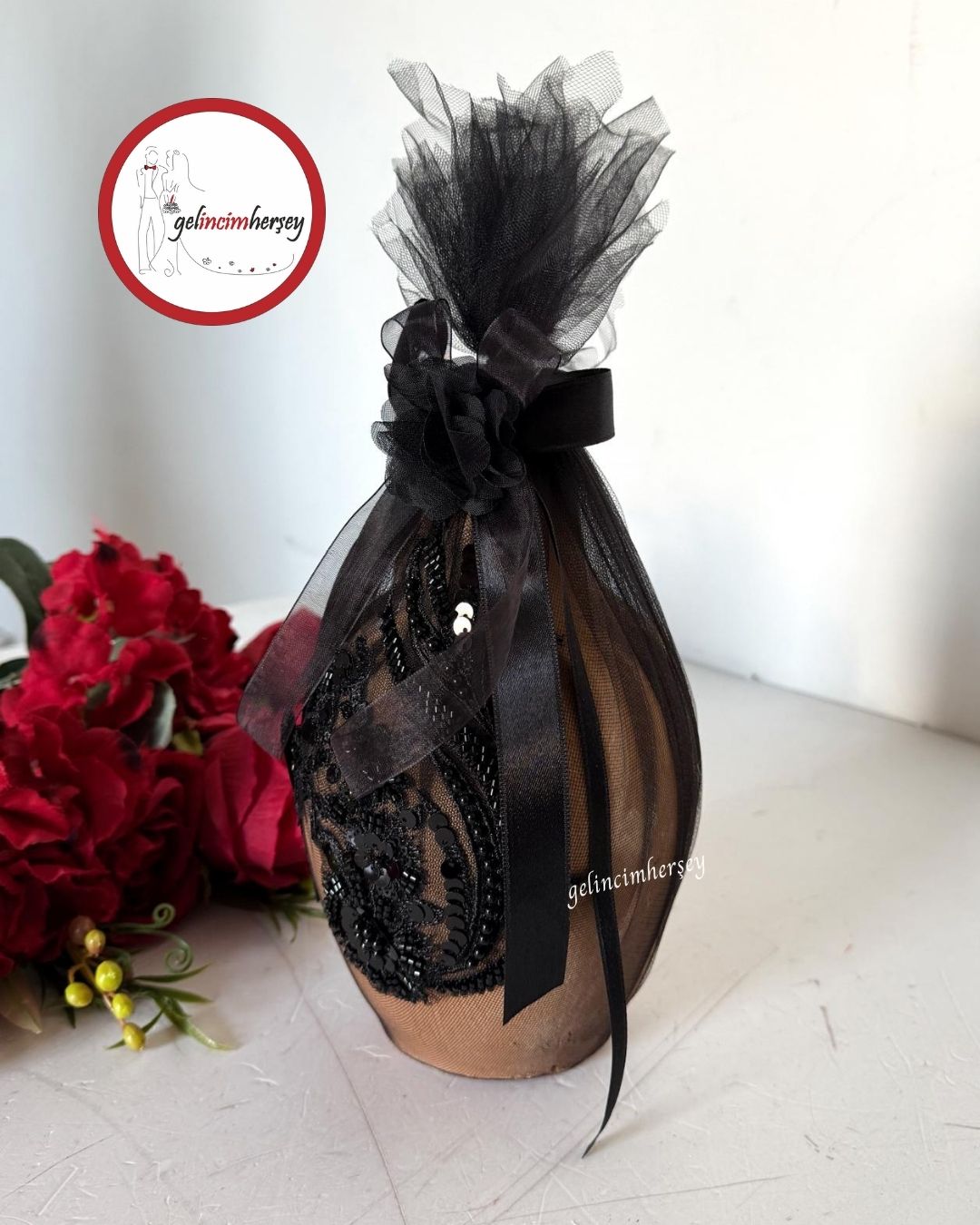 GelincimherşeyVipDantelliKınaTestisiSiyah1