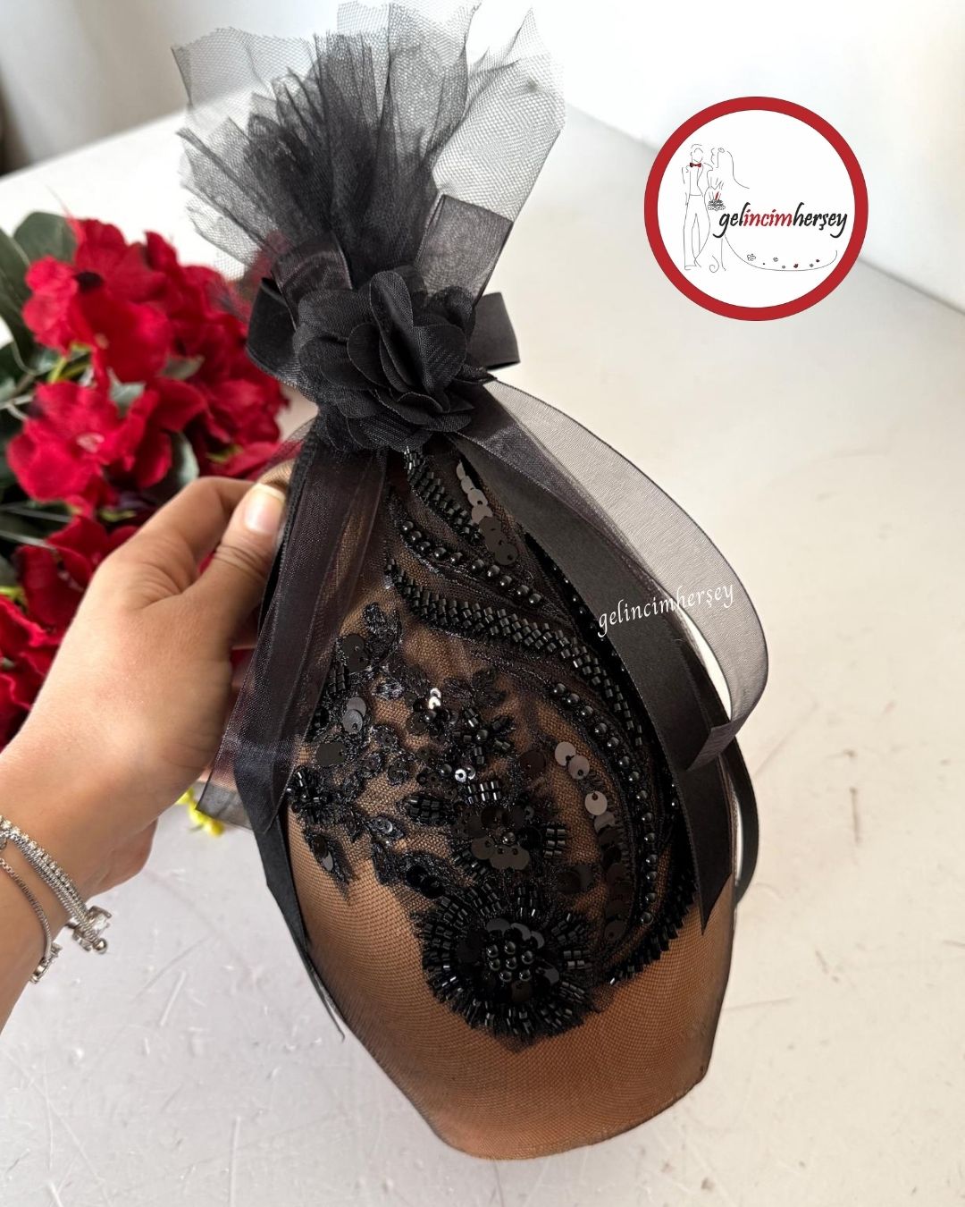 GelincimherşeyVipDantelliKınaTestisiSiyah2