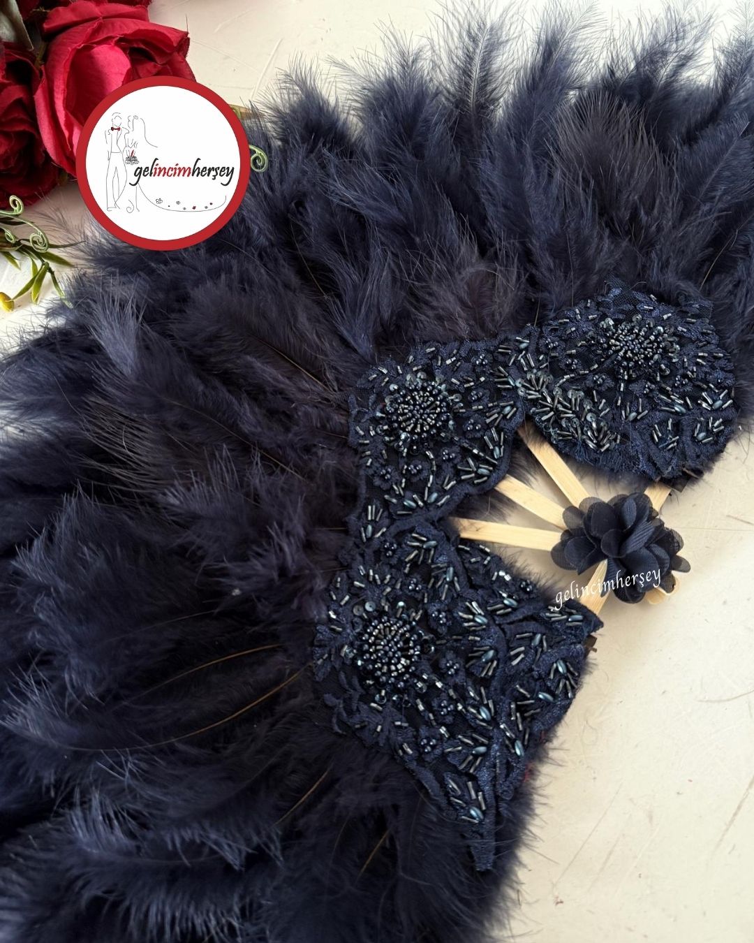 GelincimherşeyVipDantelliTüylüGelinYelpazesiLacivert1