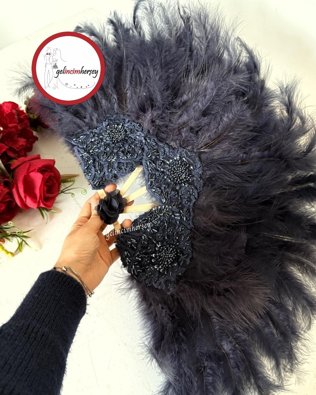 GelincimherşeyVipDantelliTüylüGelinYelpazesiLacivert2