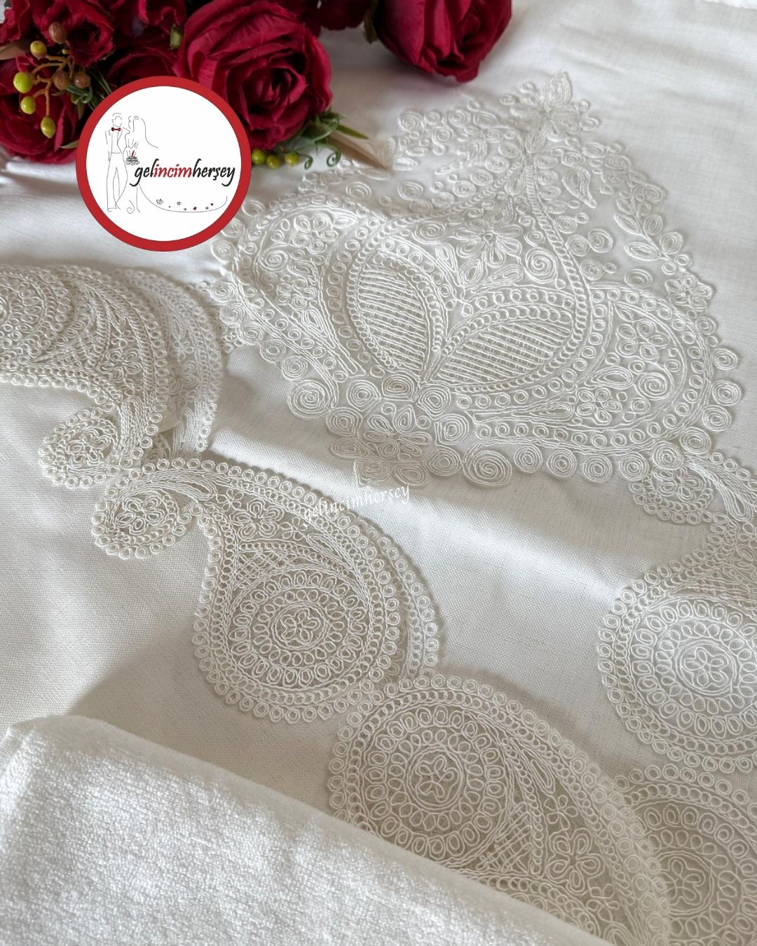 Gelincimherşey4ParçaFransızGüpürlüEkruKetenSeccadeSeti1