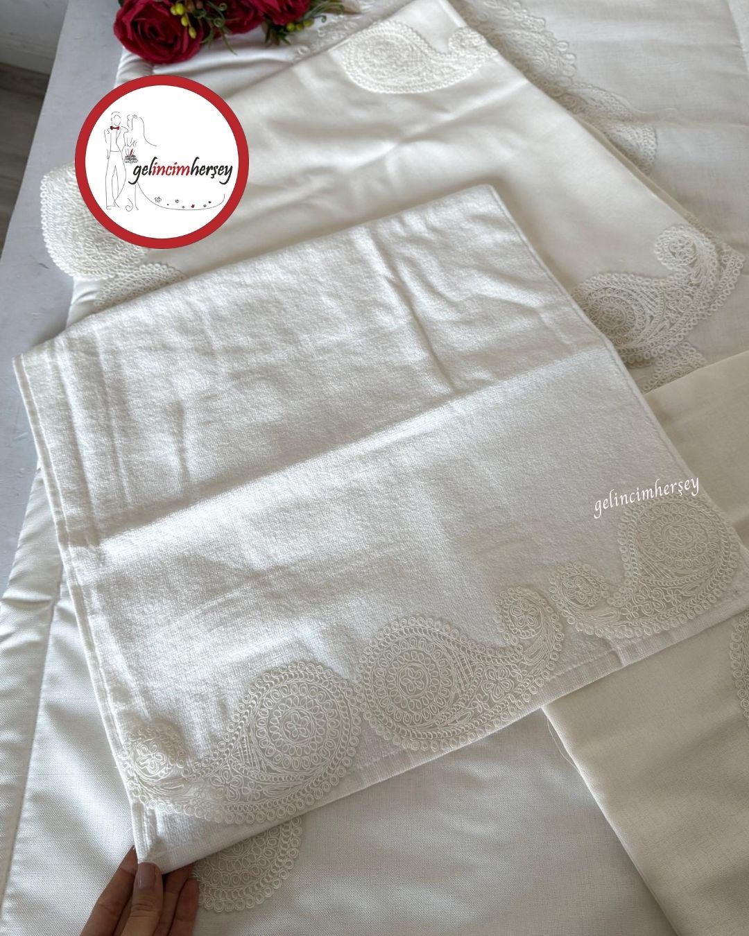 Gelincimherşey4ParçaFransızGüpürlüEkruKetenSeccadeSeti3