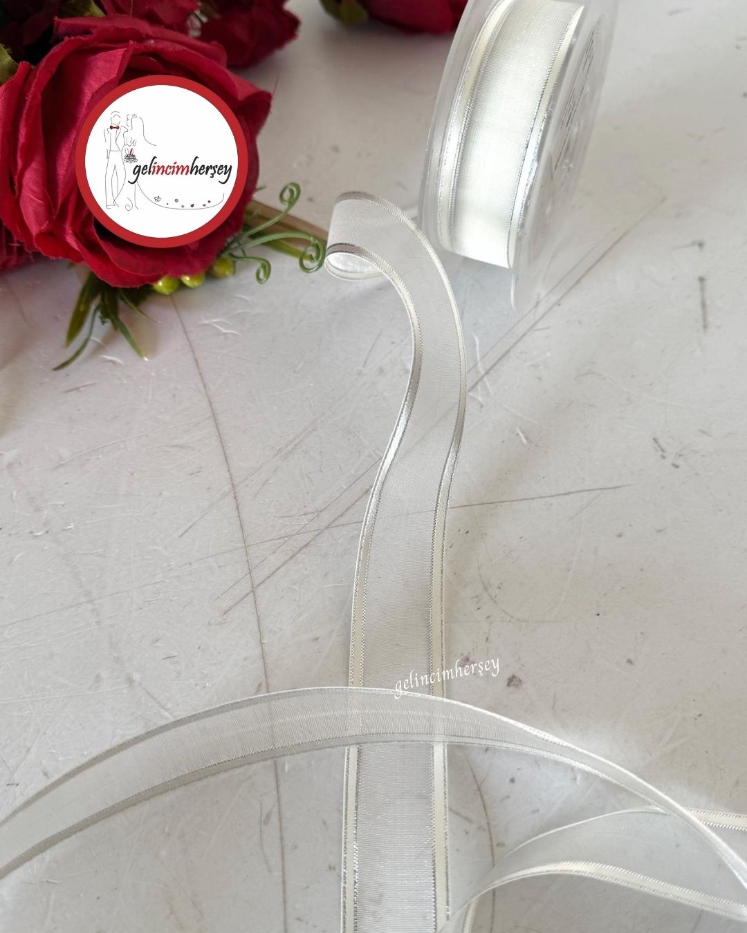 GelincimherşeyDüzŞifonSatenSimKenarKurdele2.5cm4mtEkru1