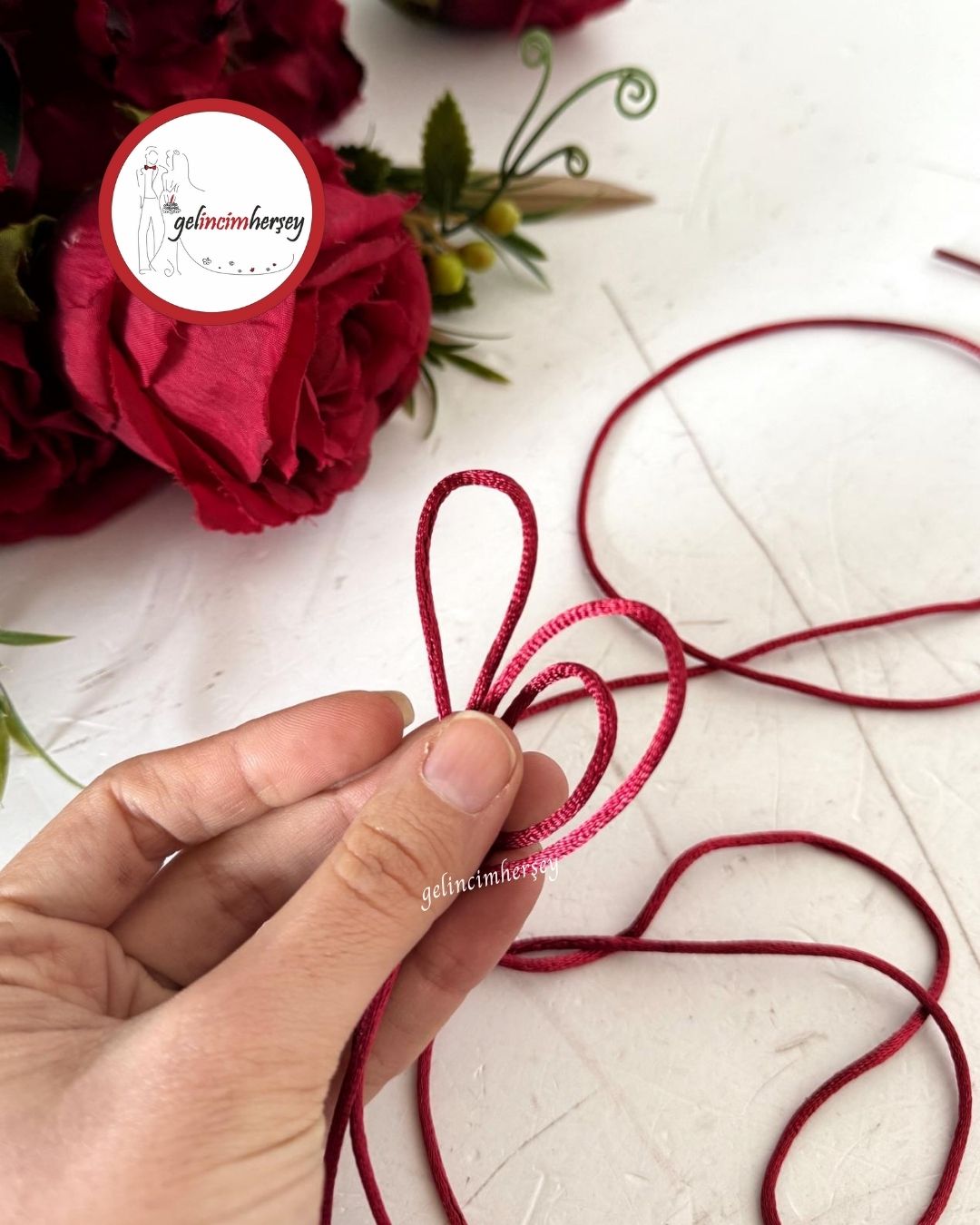 GelincimherşeyFloşİp2mm5mtBordo2