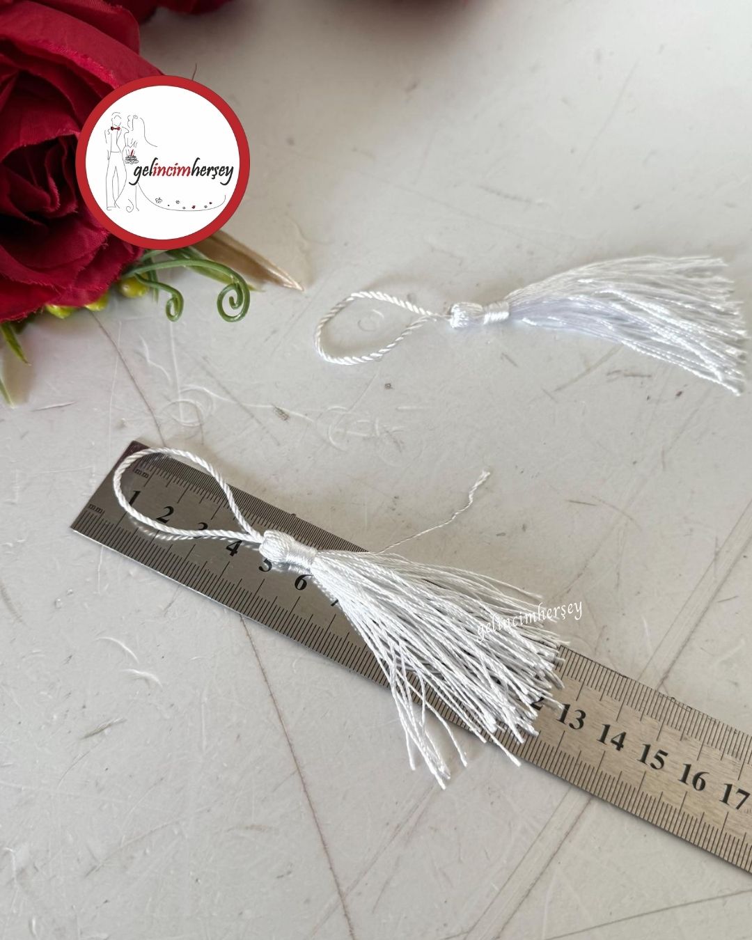 GelincimherşeyPüskül7cmBeyaz2