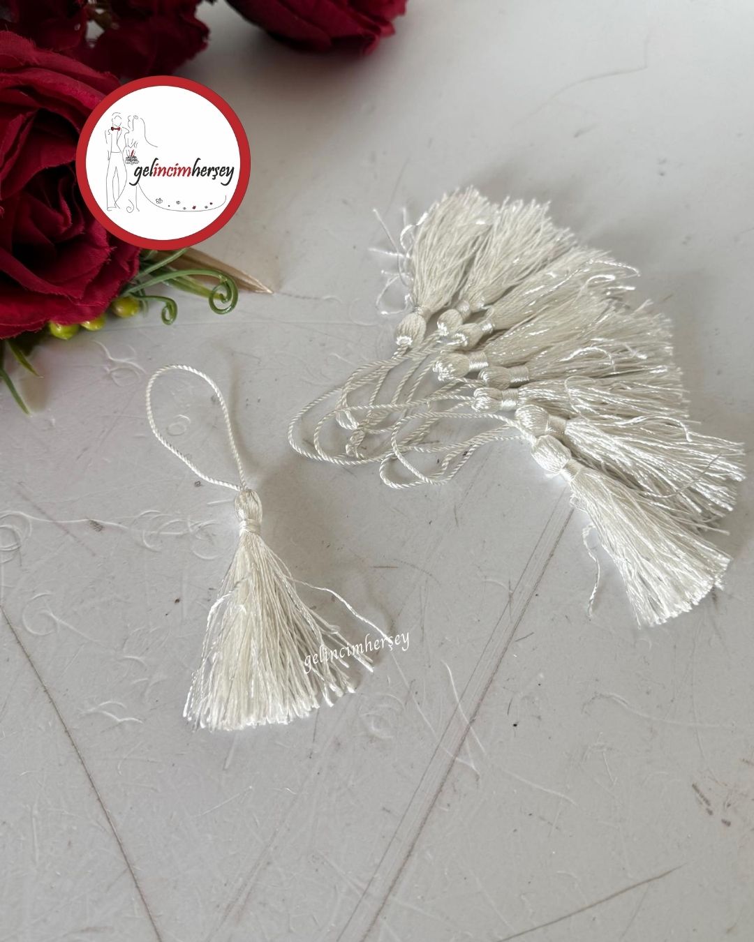 GelincimherşeyPüskül7cmEkru1