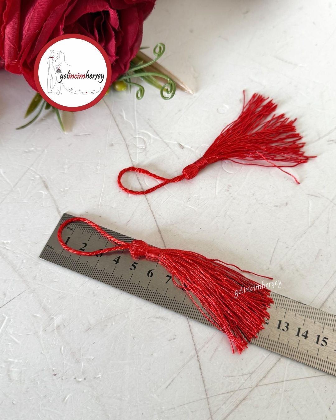 GelincimherşeyPüskül7cmKırmızı2