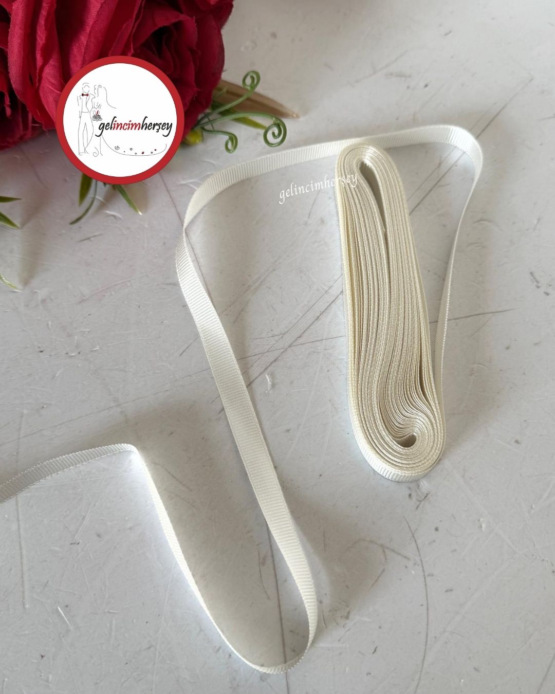 GelincimherşeySatenGrogren1cmKrem