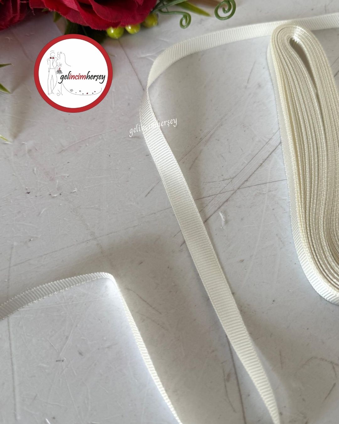 GelincimherşeySatenGrogren1cmKrem1