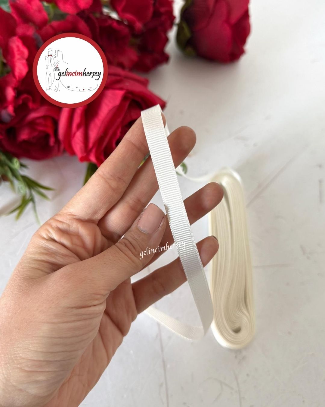 GelincimherşeySatenGrogren1cmKrem2