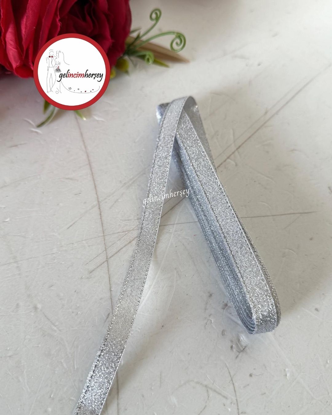 GelincimherşeySimKurdele1cmGümüş1