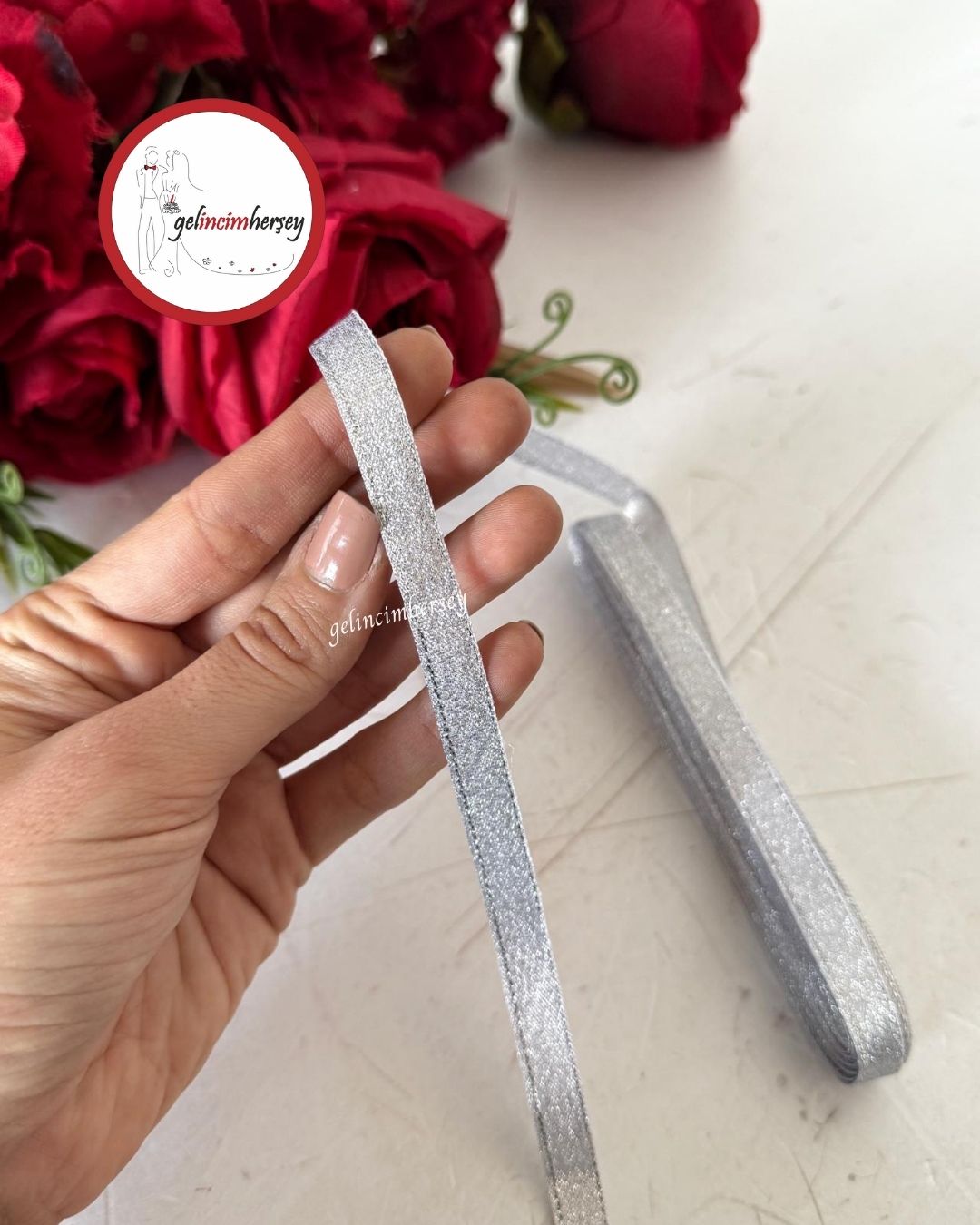 GelincimherşeySimKurdele1cmGümüş2