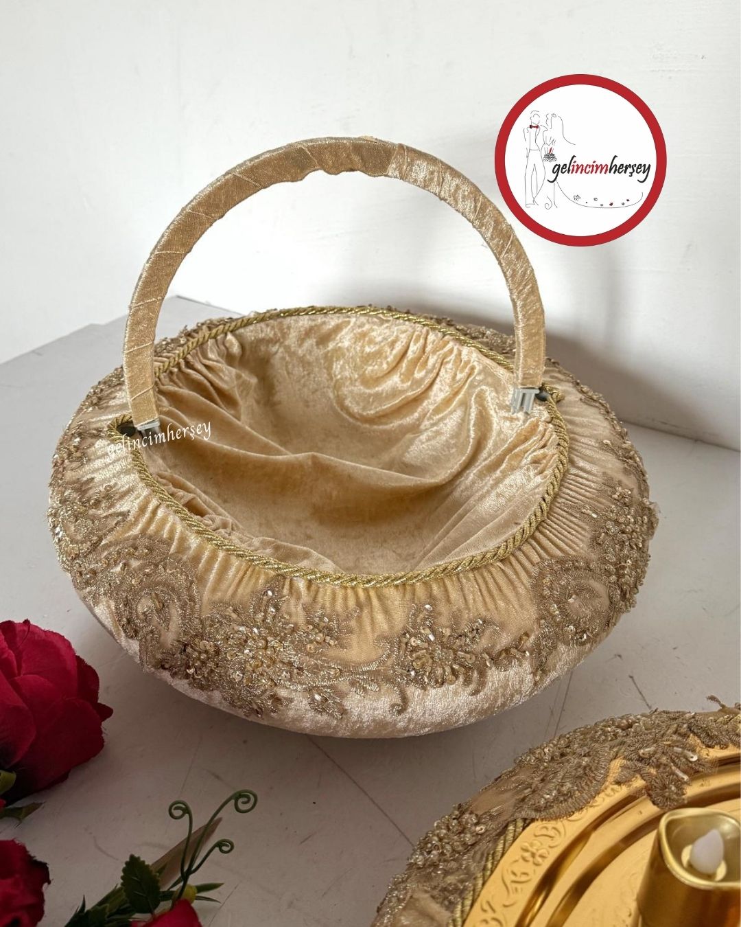 GelincimherşeyVipDantelliKınaSepetiveKınaTepsisiAltın1