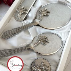 Gelincimherşey Söz Nişan Bohça için Hediyelik Çeyizlik Broşlu 4 Parça Ayna Tarak Seti