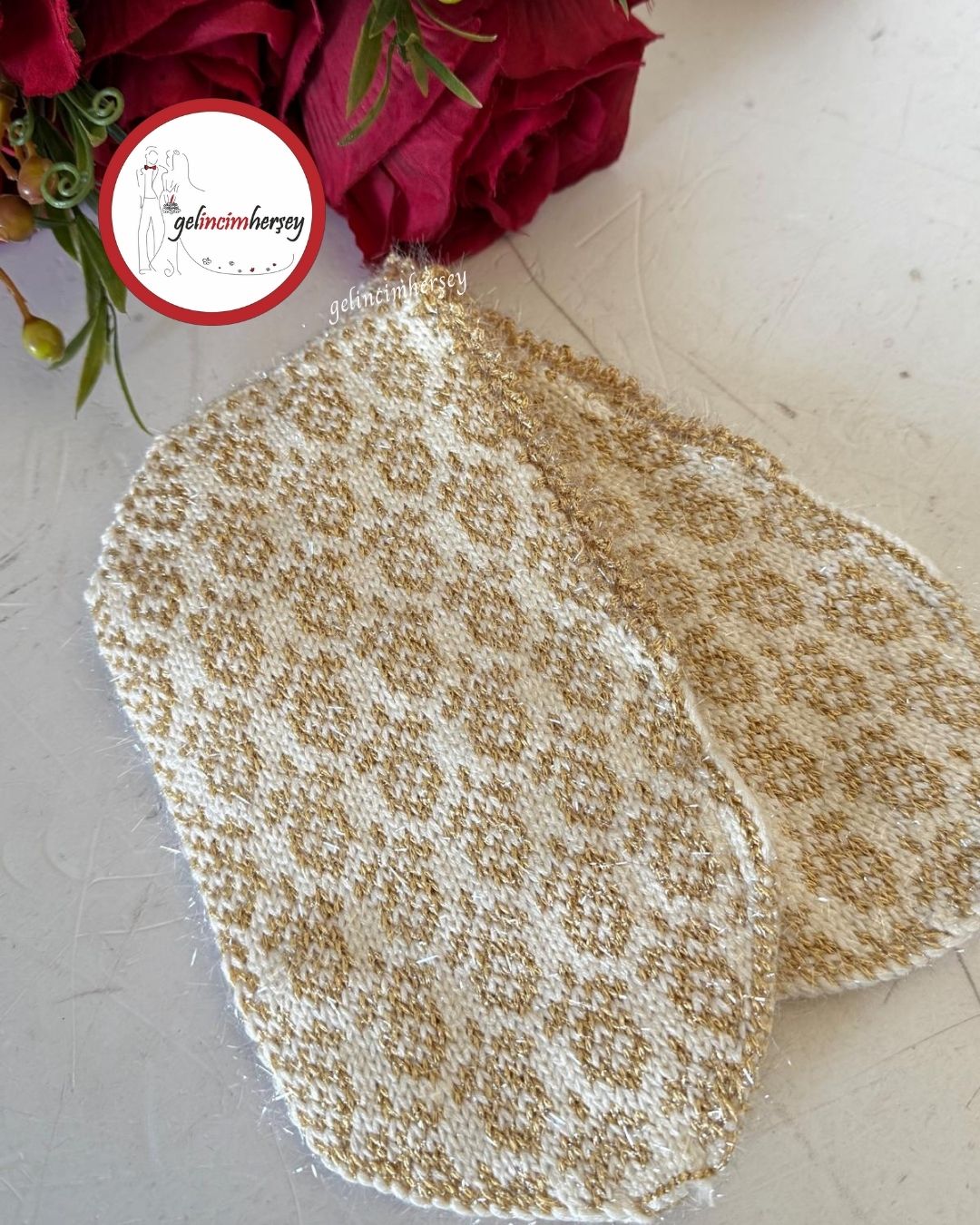 GelincimherşeyÇeyizlikHediyelikSimliÖrgüİpliPatikAltın1