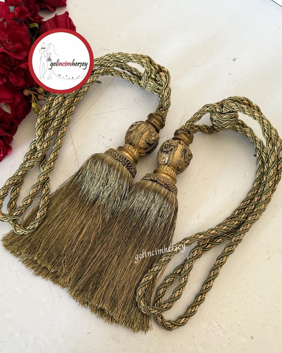 GelincimherşeyFonPerdeİçinKolBağıPüsküllü2’liBraçolHakiKrem