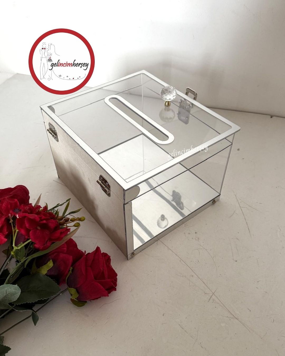 Gelincimherşey Kristal Kulplu Gümüş Şeffaf Para ve Takı Kutusu