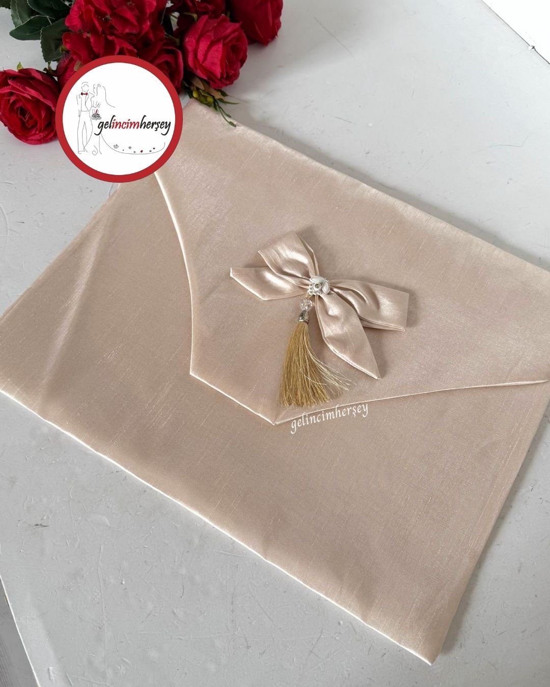 Gelincimherşey Saten Fiyonklu Zarf Bohça Bej