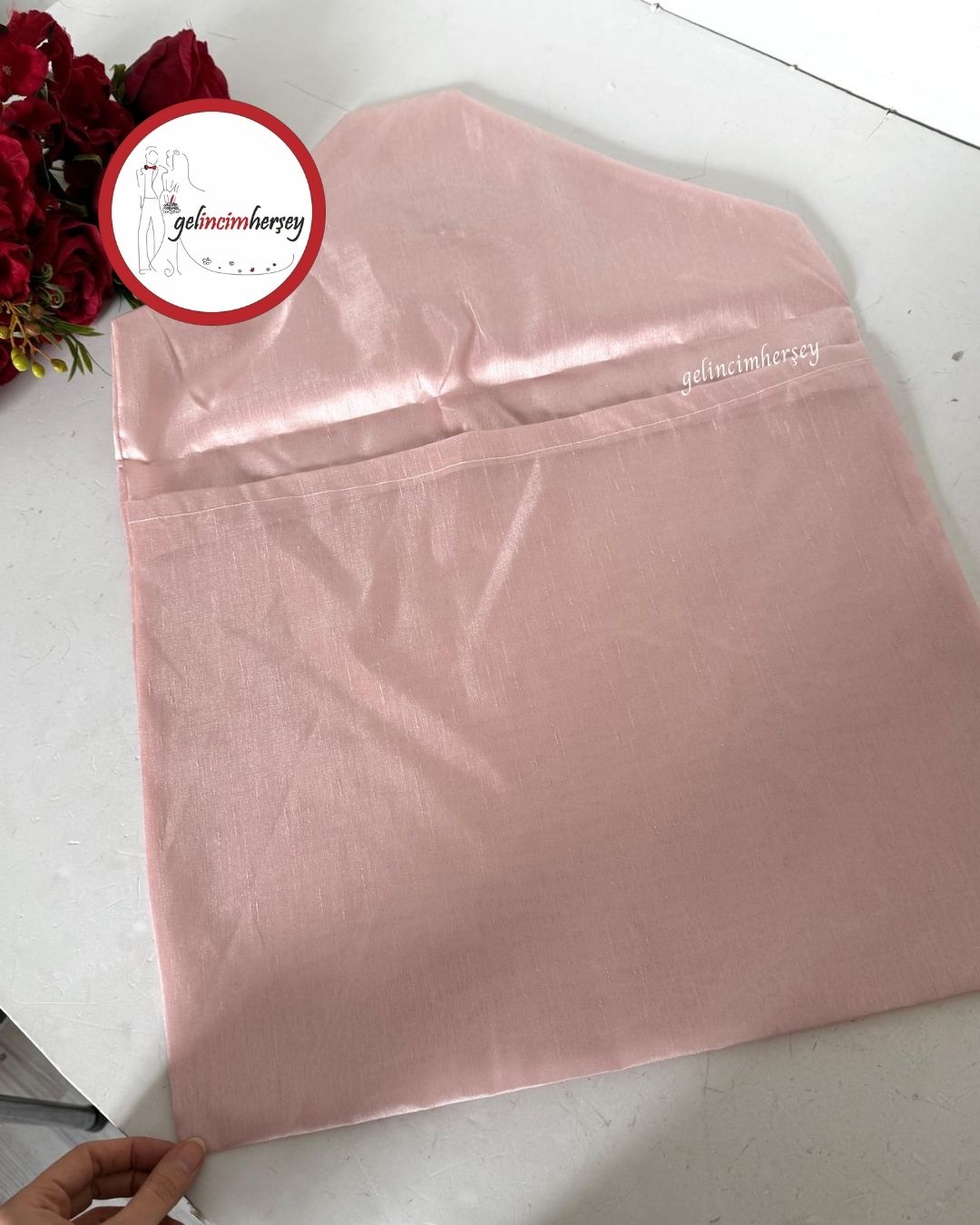 Gelincimherşey Saten Fiyonklu Zarf Bohça Pudra