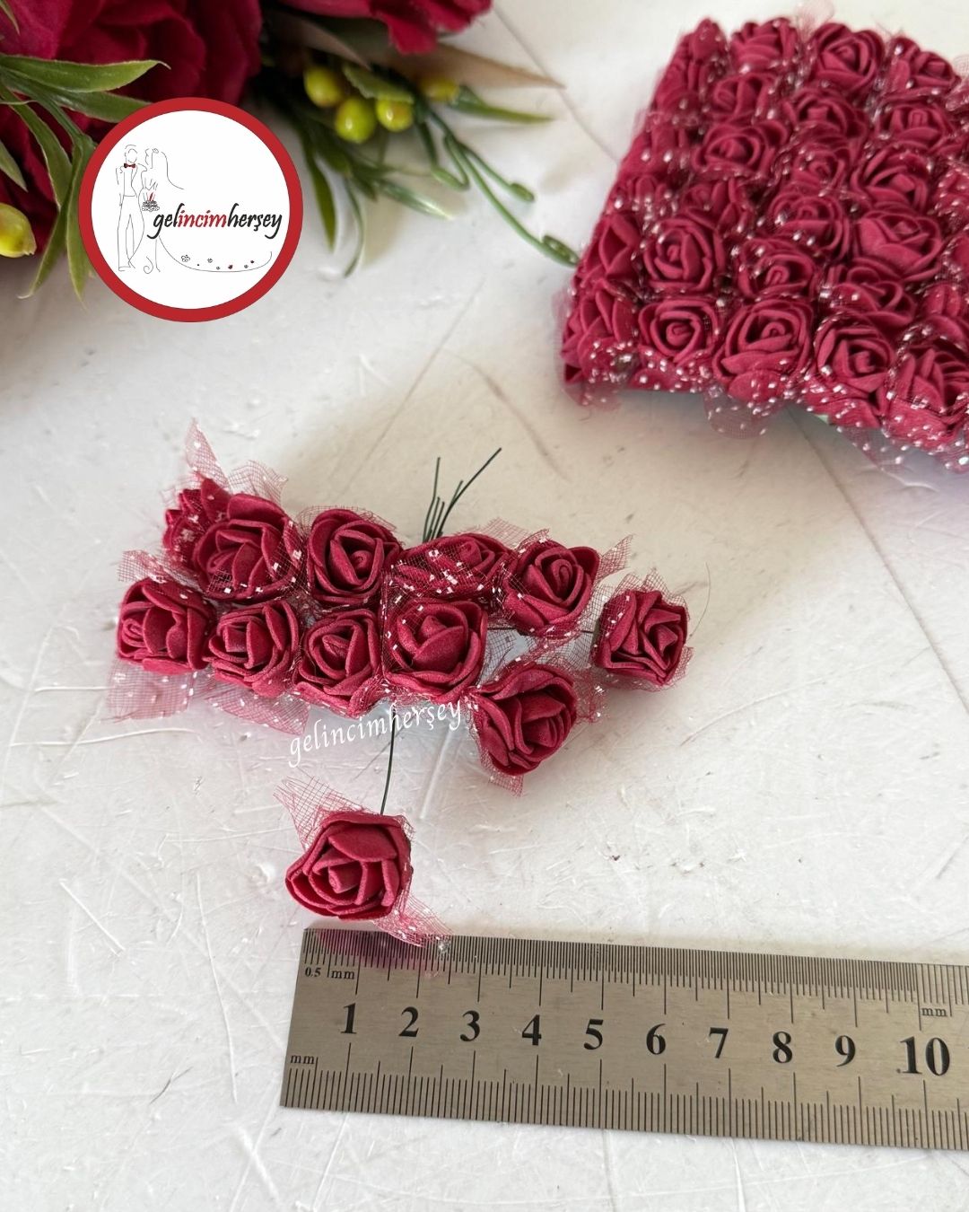 Gelincimherşey60'lıTüllüLateksÇiçekBordo2