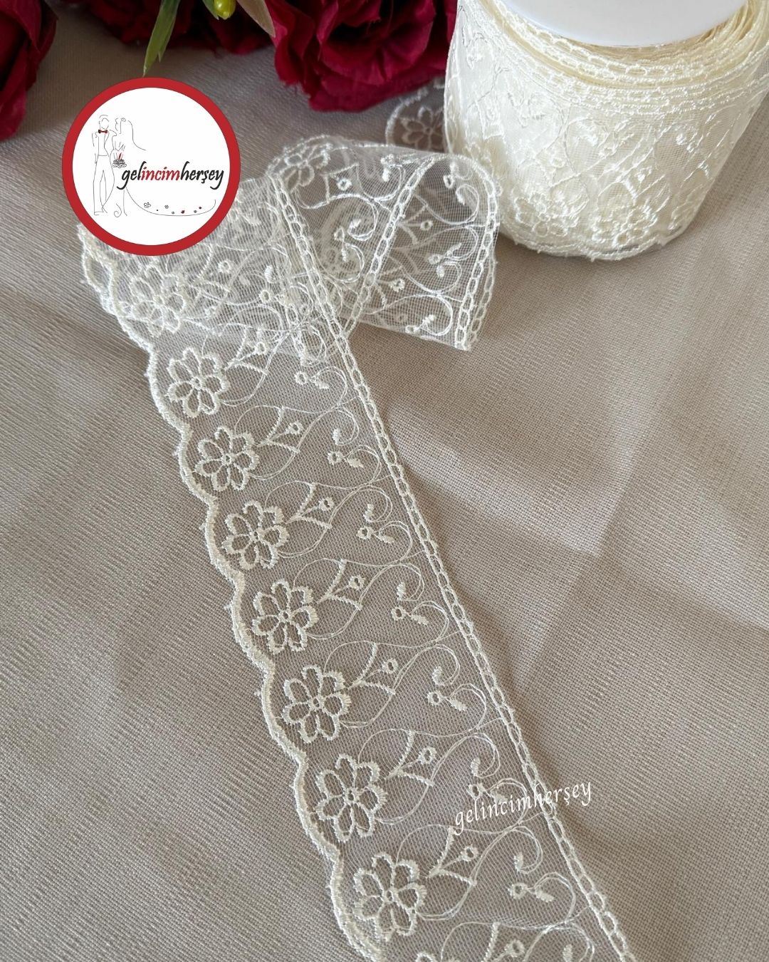 GelincimherşeyÇiçekKalpKremDantelTülGüpür6.5cm4metre
