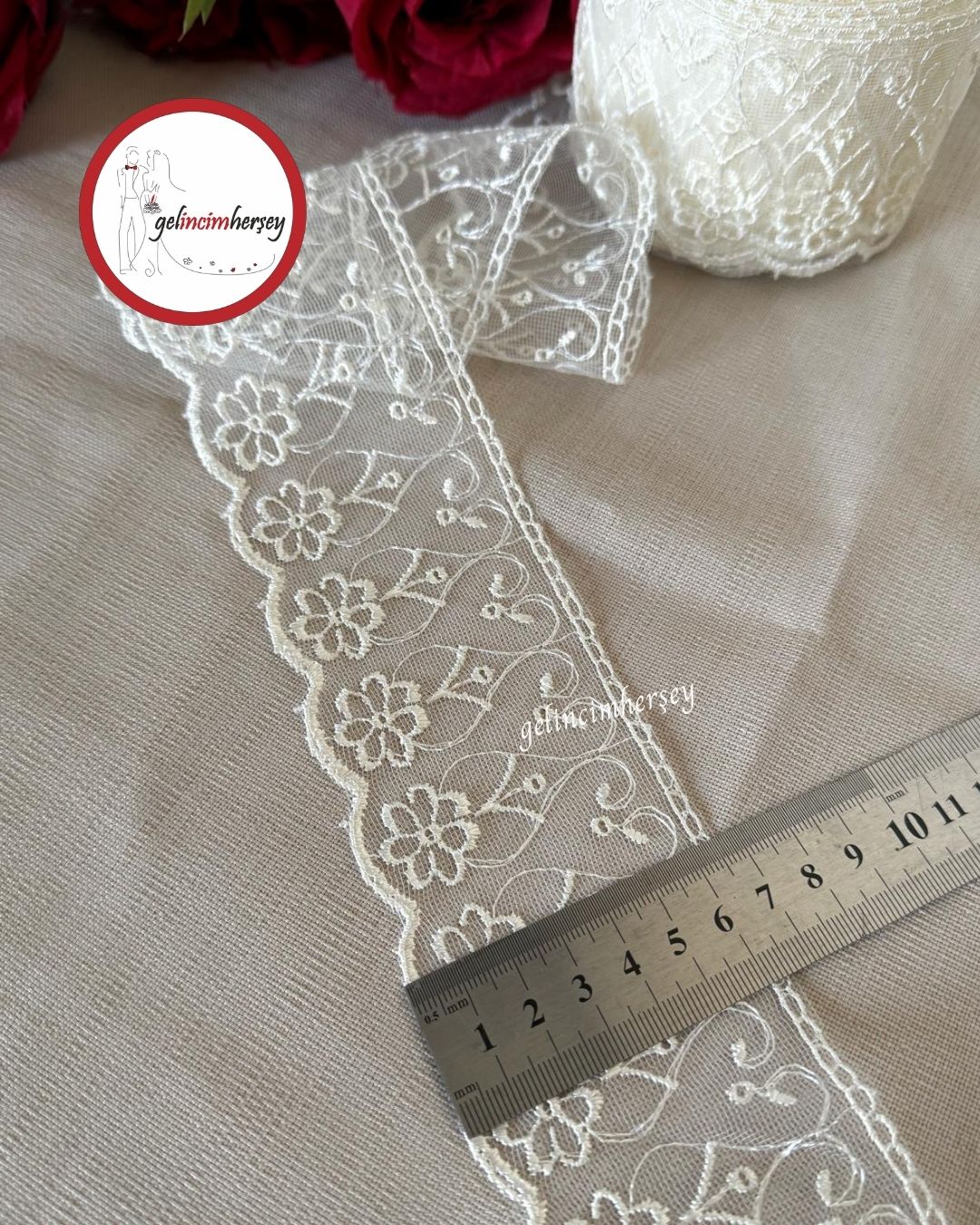 GelincimherşeyÇiçekKalpKremDantelTülGüpür6.5cm4metre2