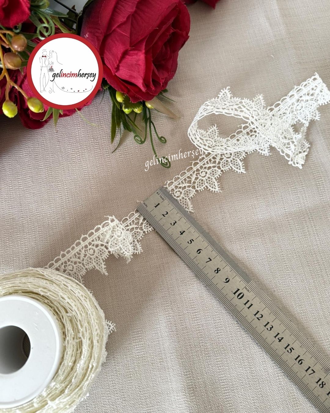 GelincimherşeyÇilekKremDantelGüpür3cm4.5mt2