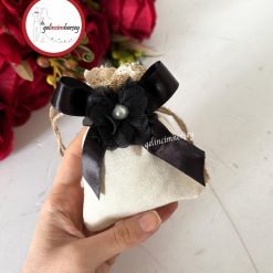 Gelincimherşey Dantelli Keten Süslemeli Lavanta Kesesi - SİYAH