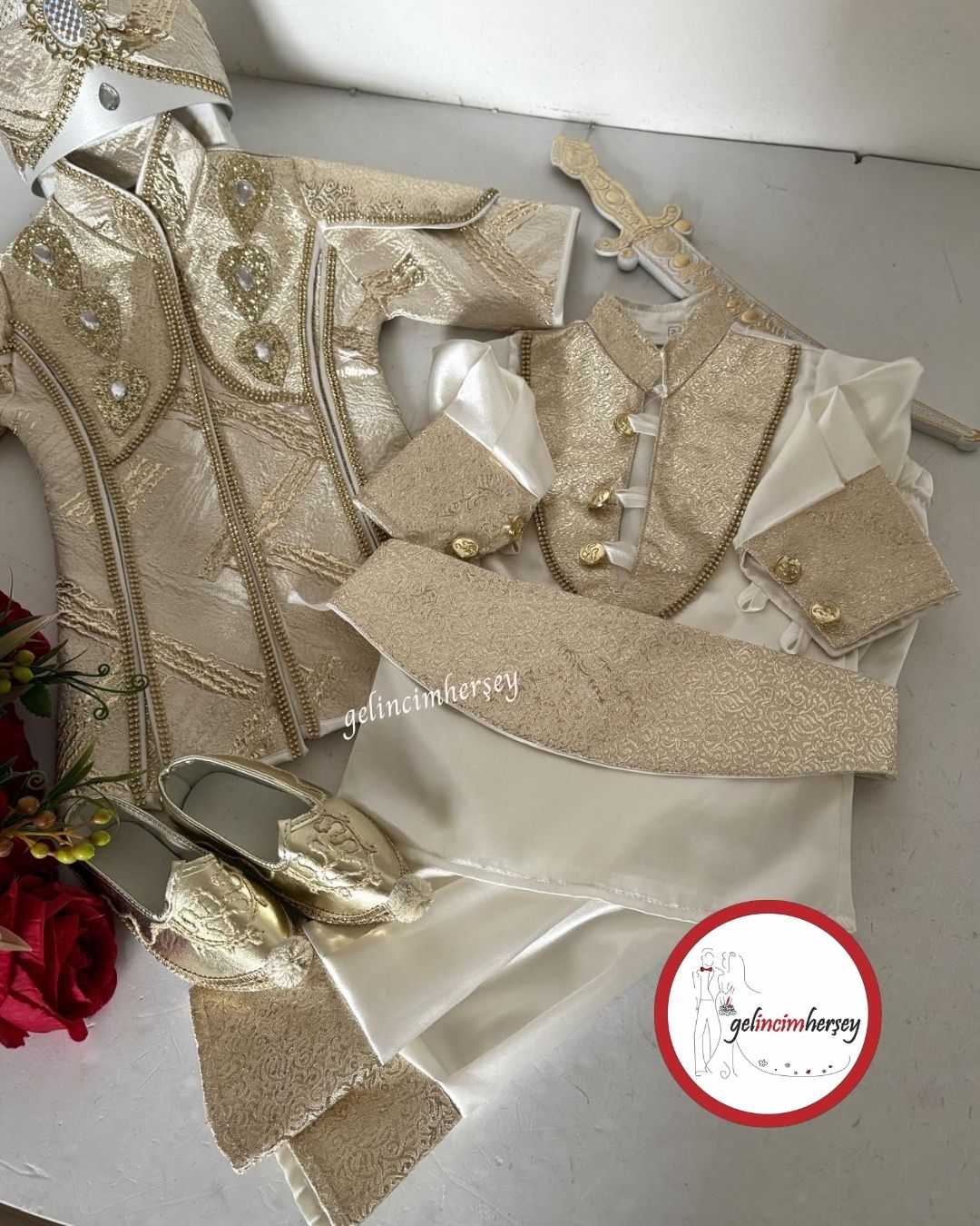 GelincimherşeyLüksTaşDetaylıOsmanlıŞehzadeSünnetKıyafeti2