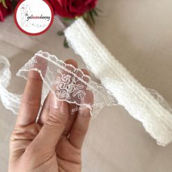 Gelincimherşey Kırık Beyaz Güllü Tül Güpür 3.5 cm 4 Metre