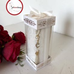 Gelincimherşey Fiyonklu Varaklı Kutulu Hediyelik Seccade Tespih Seti - EKRU