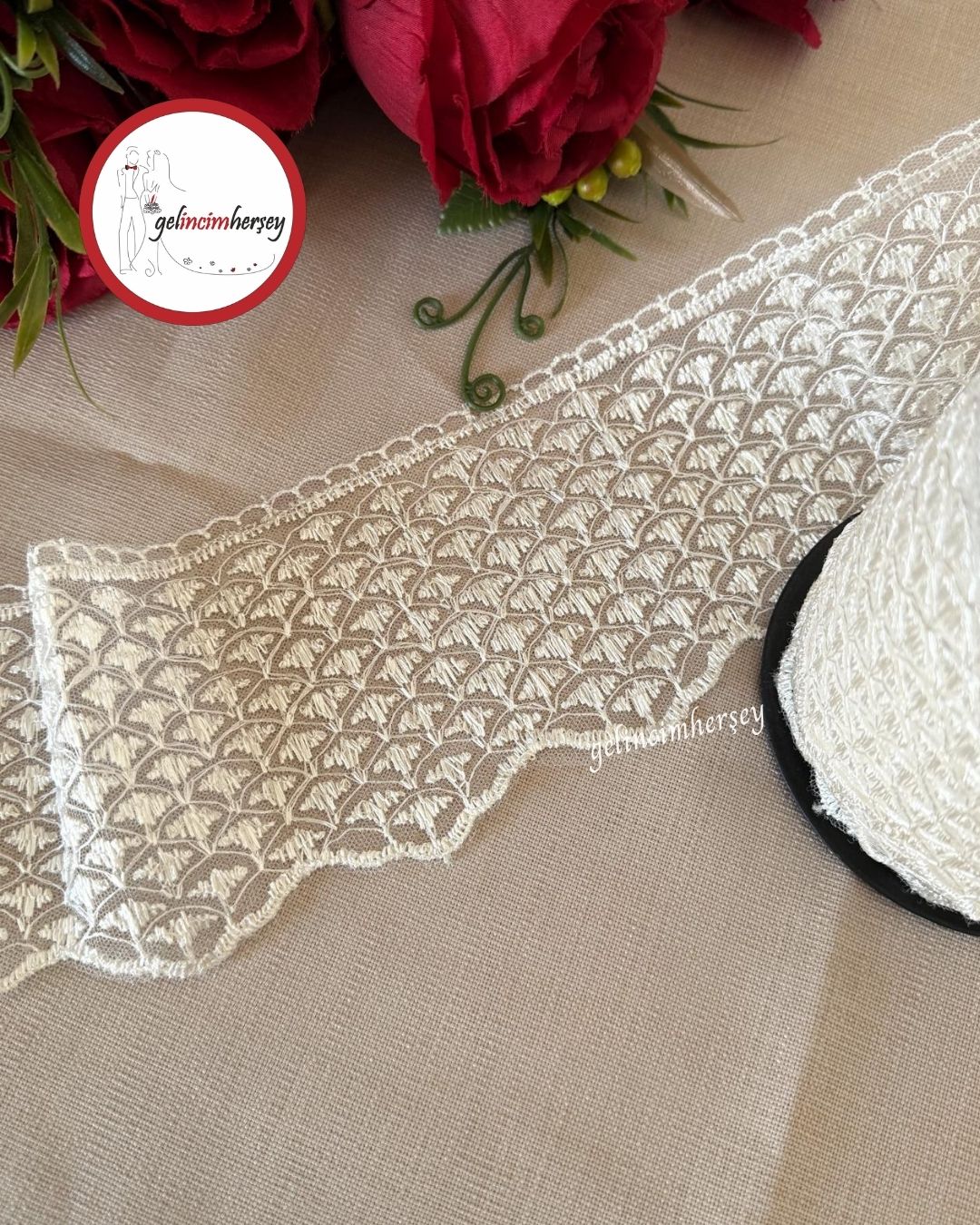 GelincimherşeySıkDokumaKremDantelTülGüpür8.5cm4metre1