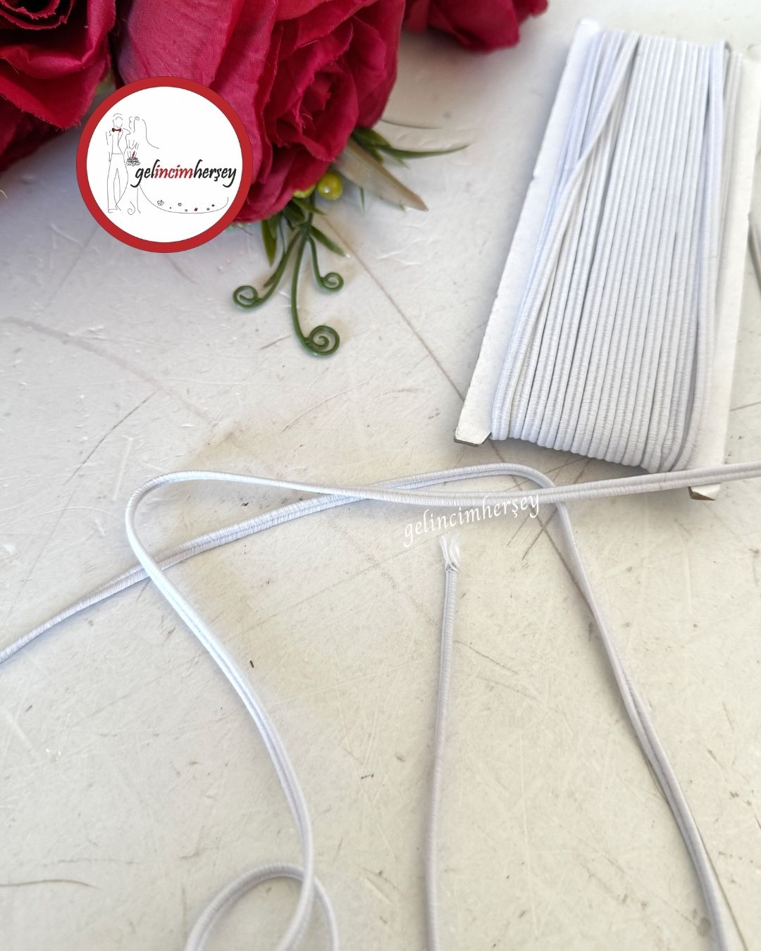 GelincimherşeyBeyazYassıLastik0.5cm5metre1