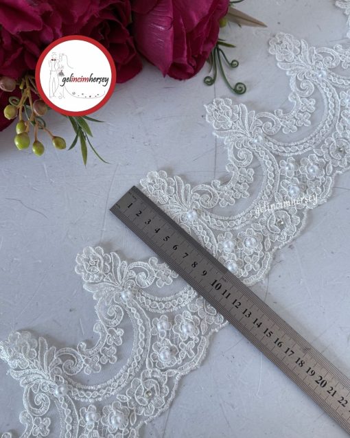Fransız Dantel / Gelincimherşey Ekru İncili Sarmaşık Fransız