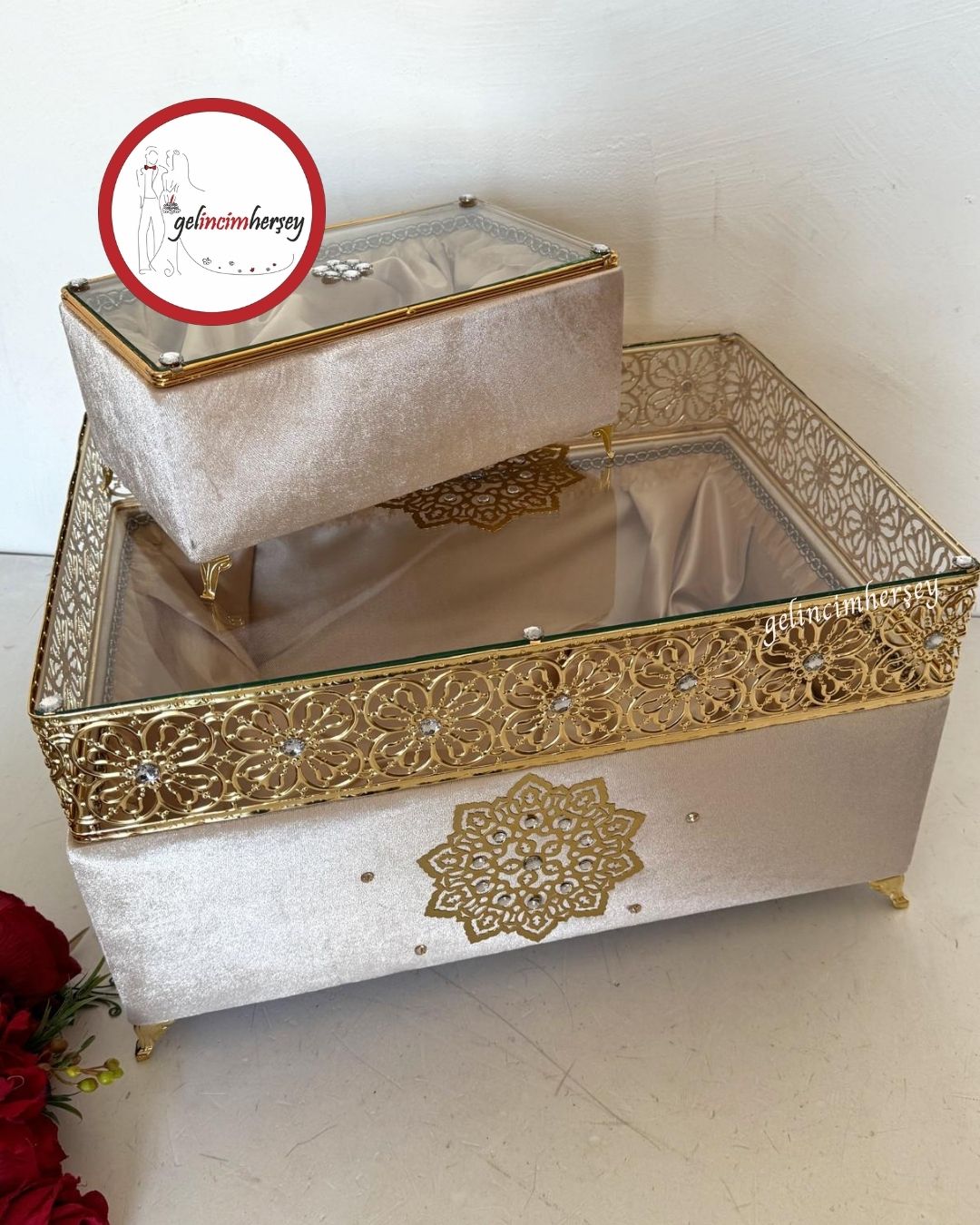 Gelincimherşey2'liCamFerforjeKapaklıGoldDetaylıGelinÇeyizSandığıCappucino